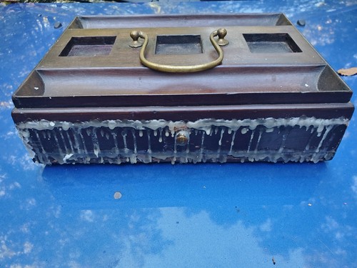 Dybbuk box - dybbuk,