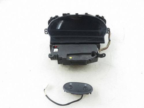 Toyota yaris 2001 essence - 2001,