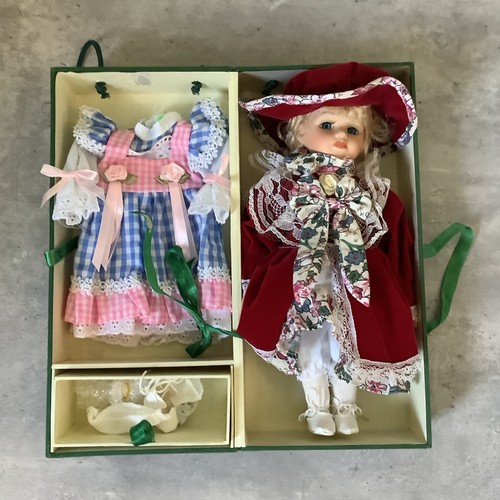 Bambola porcellana vintage - porcellana,