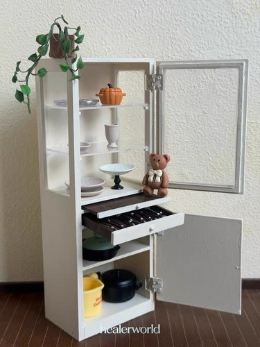 Casa delle bambole miniature