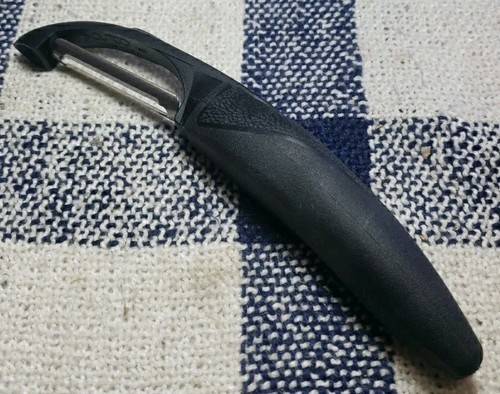 Cutco pelapatate verdure nero - pelapatate,