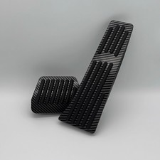 Pedaliera in carbonio