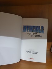 Invincible Omnibus 1 Variant