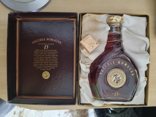 Brandy vecchia romagna riserva - vecchia,