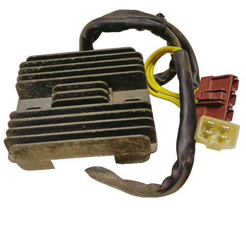 Regolatore tensione - regolatore,
