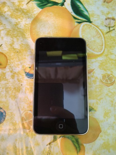 Apple ipod touch 8gb - ipod,