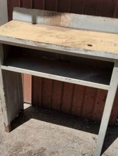 Tavolo in lamiera da officina