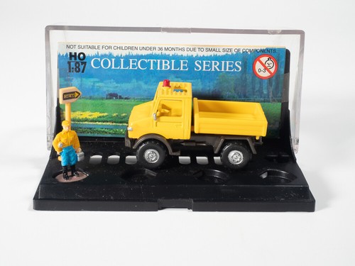 Smart toys diorama - smart,