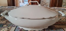 Zuppiera ovale in ceramica