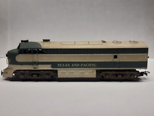 RIVAROSSI HO 1885 LOCOMOTIVA