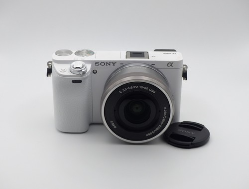 Sony alpha 6000 megapixel - 24,7,