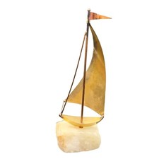 Scultura vintage in ottone