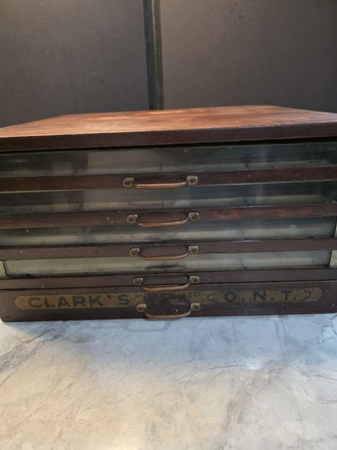 Cassettiera antica clarks - antica, ont