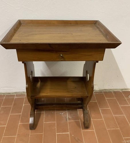 Tavolino legno ciliegio - in,