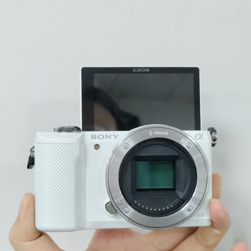 Fotocamera digitale mirrorless