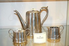 VALDI - SET a SERVIRE 3 PEZZI da THE o CAFFE' - Peltro senza piombo - NUOVO