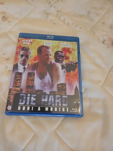 Die hard duri morire - die,