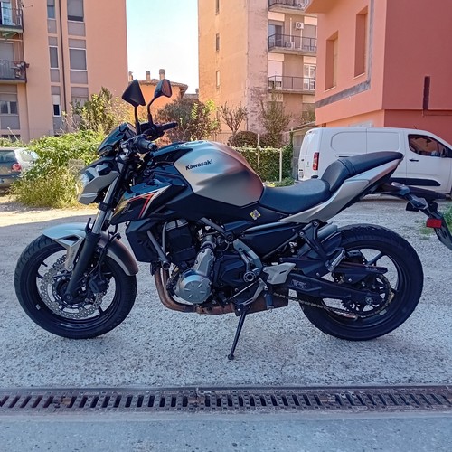 Moto kawasaki 650 - moto,