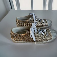 Gienchi Sneakers (distressed)