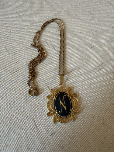 Collana con ciondolo iniziale