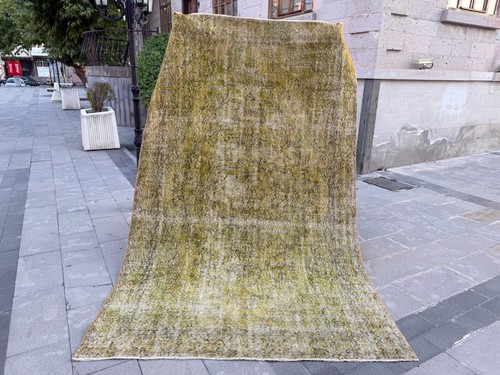 Tappeto overdyed verde oliva