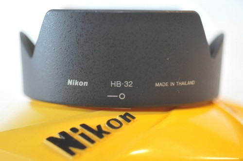 Nikon 32 cappuccio - nikon,