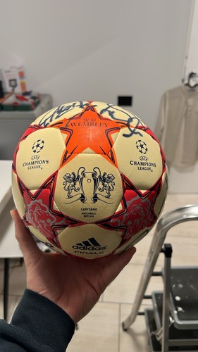 Pallone champions 2011 - champions,