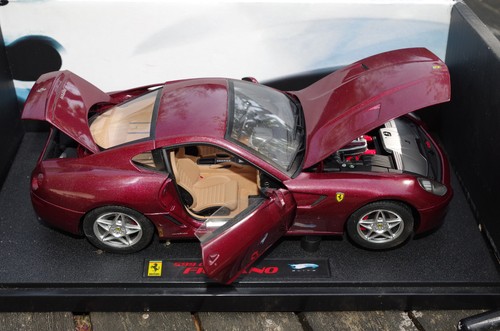 Hotwheels elite ferrari - hotwheels,