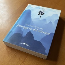 PASSEGGERA DEL SILENZIO -