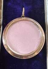 Antico ciondolo ricordo