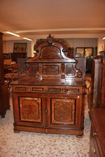 Credenza Piattaia stile Luigi Filippo in Legno di Noce e Radica