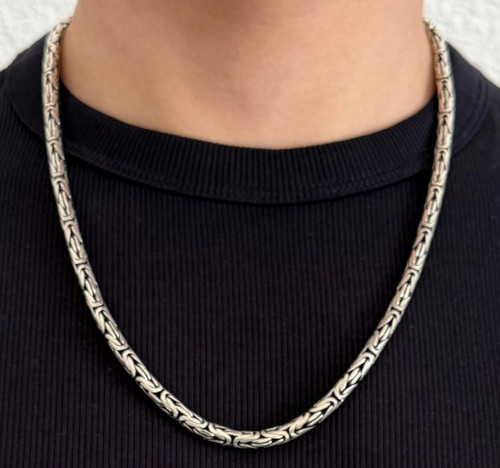 Collana reale rotonda