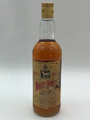 White horse cellar fine old - white,