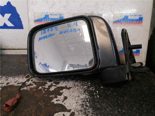 Retrovisor izquierdo nissan - izquierdo,