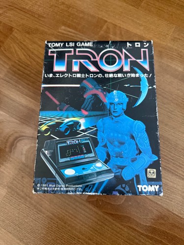 Tomy tron 1981 electronic game - tomy,