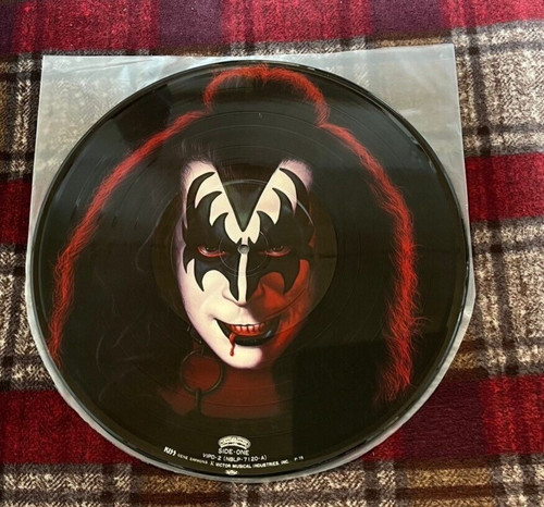 Disk only kiss gene simmons - only,