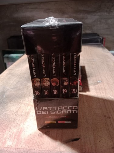 Cofanetto attacco dei - l'attacco,
