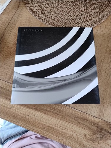Zaha hadid con - con,