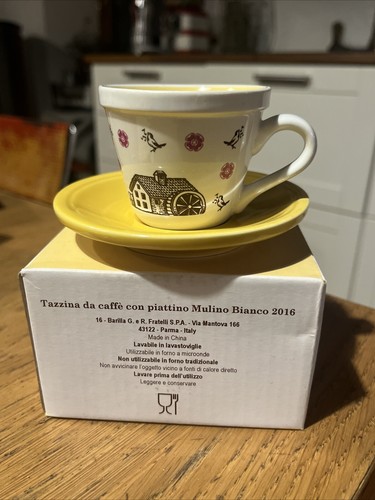 Tazzina caffè con - 🟡,
