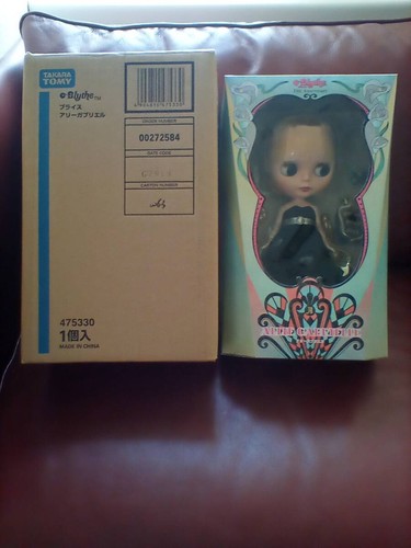Neo blythe ally gabriel mai - ally,