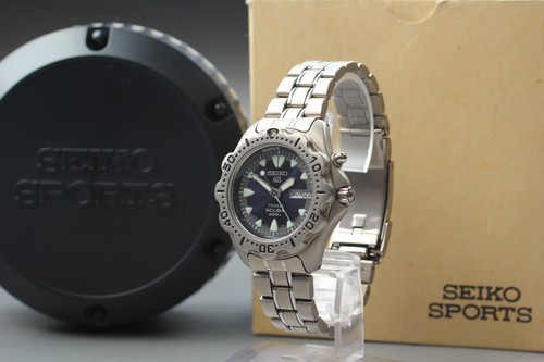 Mint box seiko kinetic - mint,