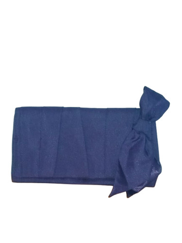 Elegante pochette viola con