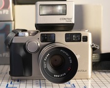 Contax G2 + TLA 200 + Planar 2/35