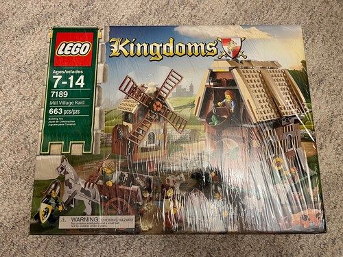 Lego castle raid del - castle:,