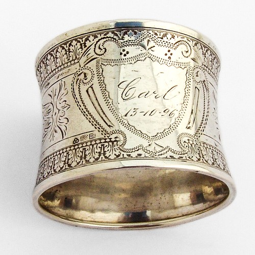 Anello tovagliolo inciso
