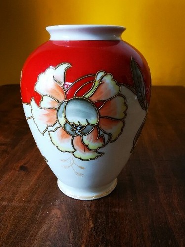 Vecchio vaso porcellana - vecchio,