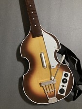 Harmonix Rockband Hofner basso