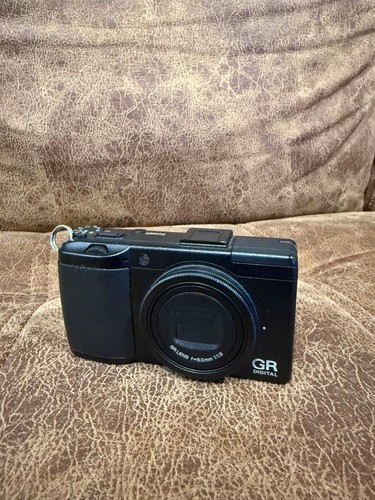 Fotocamera digitale compatta
