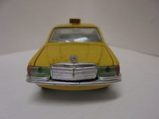 Vintage Gama 1/43 Mercedes 350