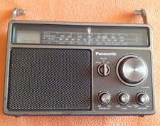 Radio Panasonic RF-1090